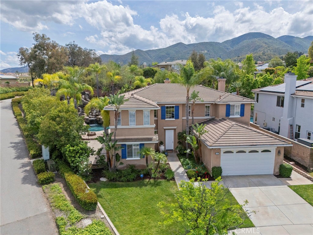 1062 Mccall Dr