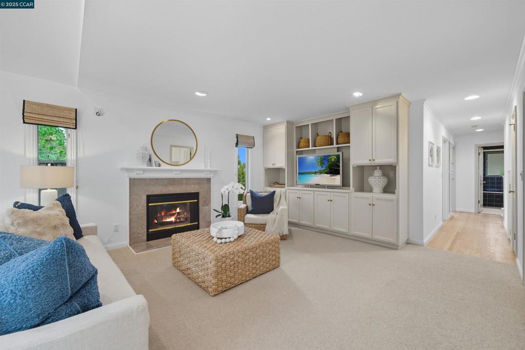 IVY DRIVE AREA - Residential