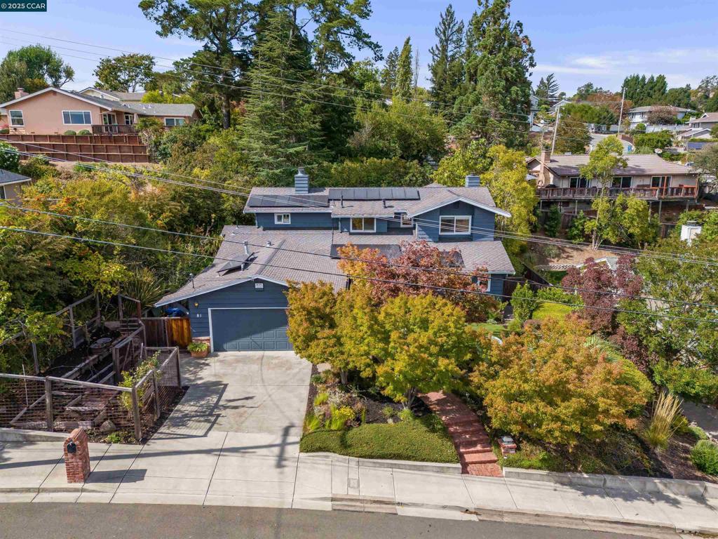 IVY DRIVE AREA - Residential
