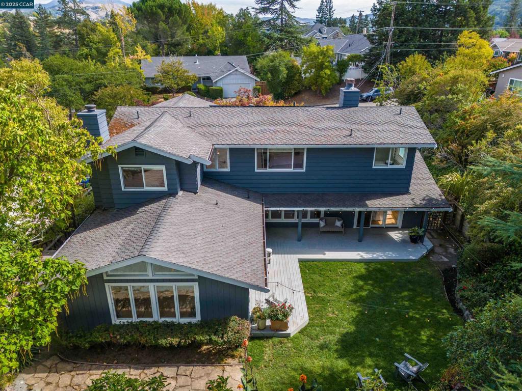 IVY DRIVE AREA - Residential
