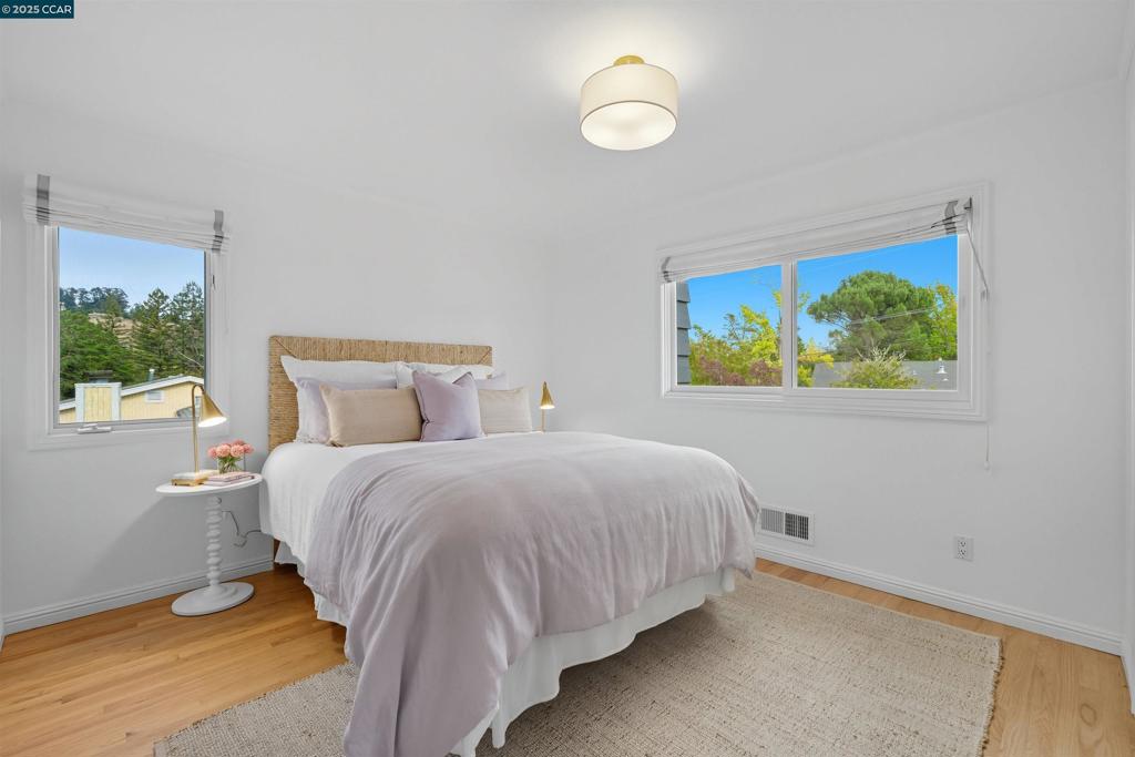 IVY DRIVE AREA - Residential