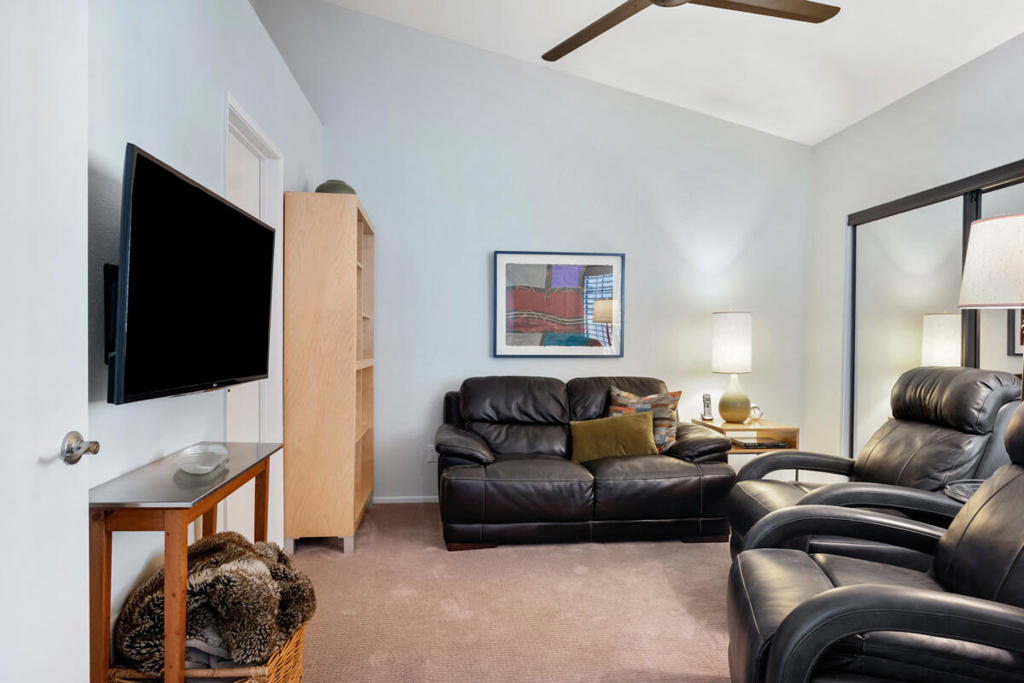 Oasis Country Club - Residential