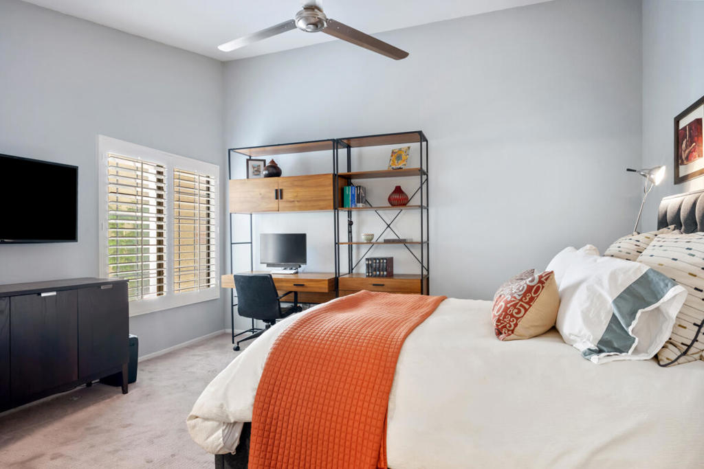 Oasis Country Club - Residential