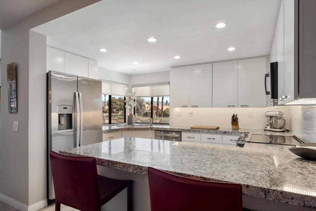 Oasis Country Club - Residential