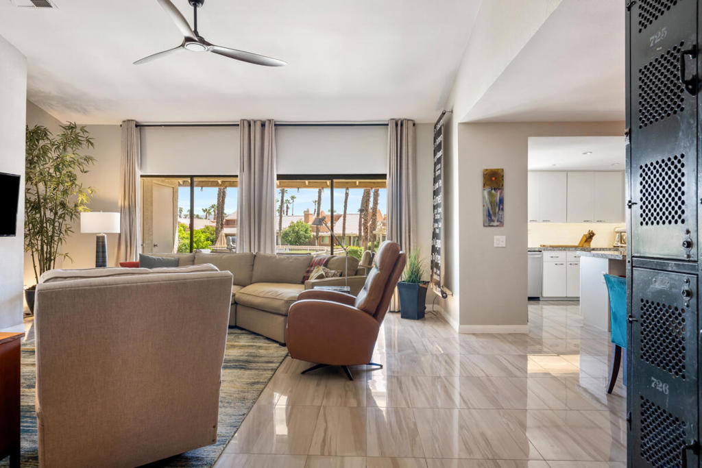 Oasis Country Club - Residential