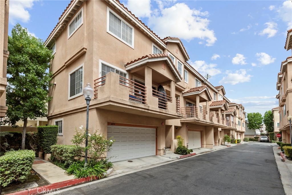 Don’t miss this gem of a townhome, ideally located in the heart of Hawthorne! This fully-secured complex offers a sparkling pool, lush landscaping, and the ultimate in peace and privacy. Nestled at the back of the community, this Air Conditioned end unit ensures minimal shared walls and maximum tranquility.
With a direct-access 2-car garage, the home features a traditional layout with all living spaces on the first floor and two spacious primary suites upstairs—perfect for a roommate or a growing family. Inside, you'll find luxury vinyl flooring, soaring ceilings, and an open, airy living space that’s flooded with natural light. The balcony off the living room is the ideal spot for your morning coffee or evening relaxation.
The stylish powder room, tucked behind a charming barn door, offers extra privacy, while the bright, white kitchen boasts ample counter and cabinet space along with newer appliances.
Upstairs, both primary suites are generously sized and feature recently updated bathrooms with sleek, modern finishes.
This is an amazing opportunity for first-time buyers or investors seeking a high-demand rental in a prime location. With easy access to major freeways, trendy coffee shops, and Manhattan Beach just a few miles away, you're close to everything—from chic eateries to the bustling tech hubs of Silicon Beach and SpaceX.
Whether you're looking to live in or rent out, this property won’t last long at this price—schedule a tour today!