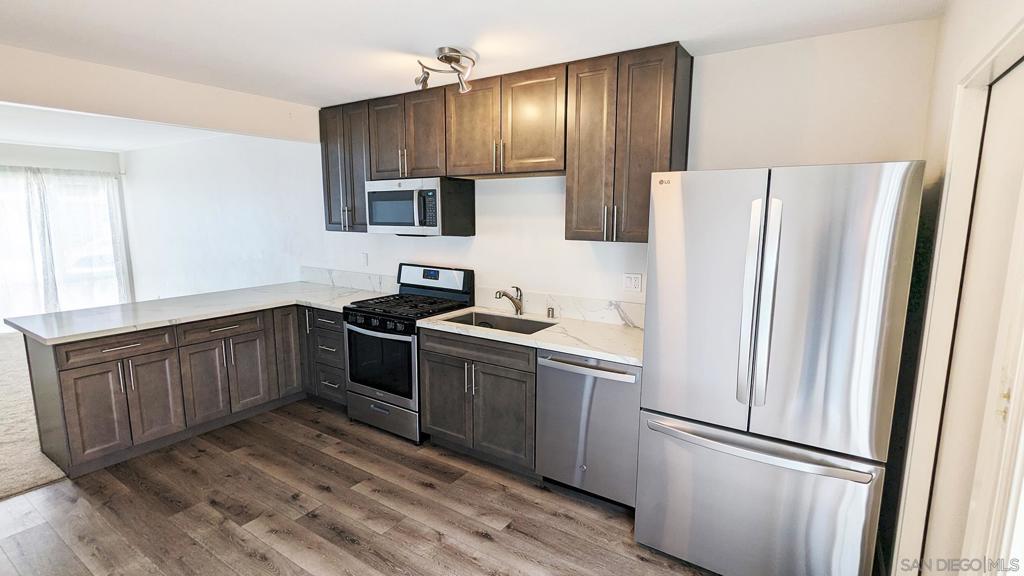 Bay Park - Residential Lease