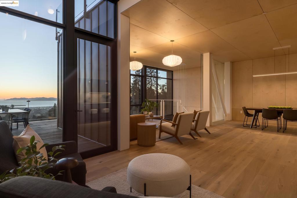 BERKELEY HILLS - Residential