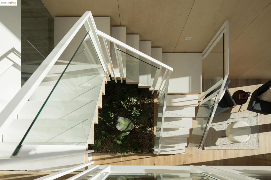 BERKELEY HILLS - Residential