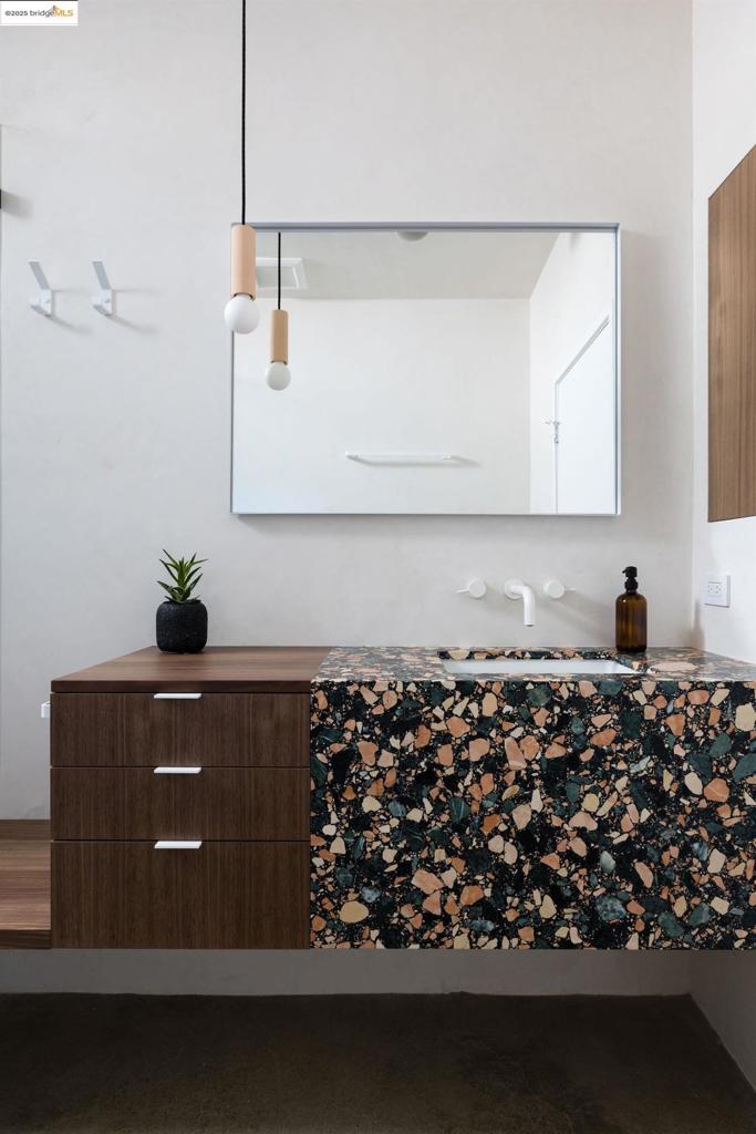 BERKELEY HILLS - Residential