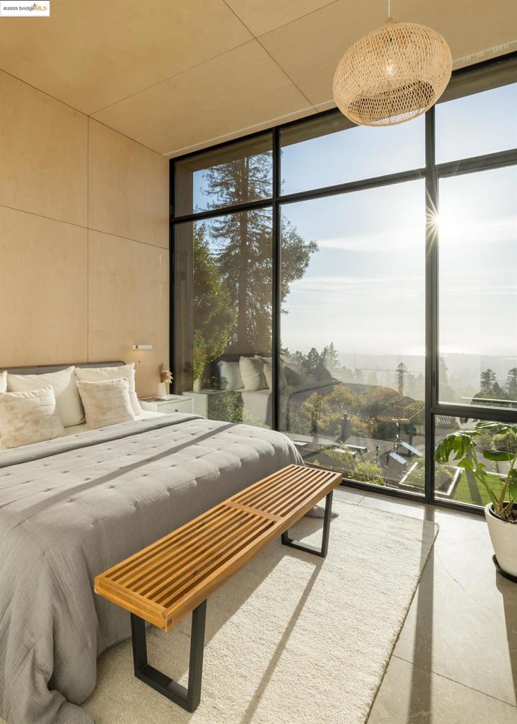 BERKELEY HILLS - Residential