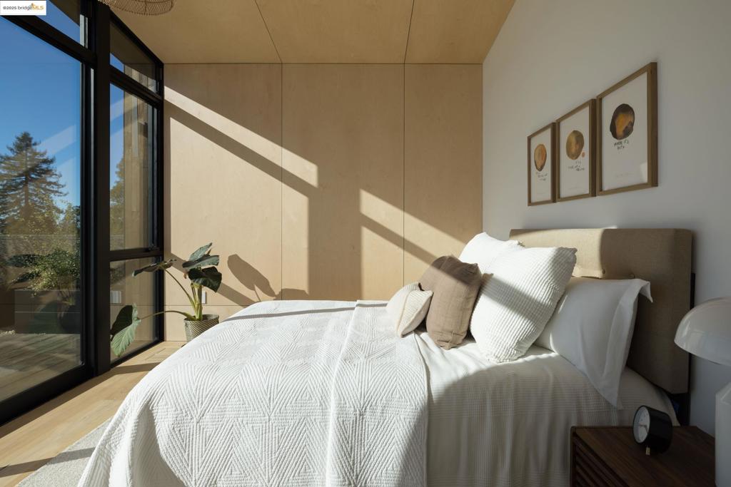 BERKELEY HILLS - Residential