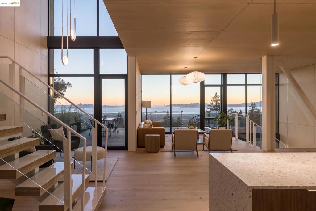 BERKELEY HILLS - Residential