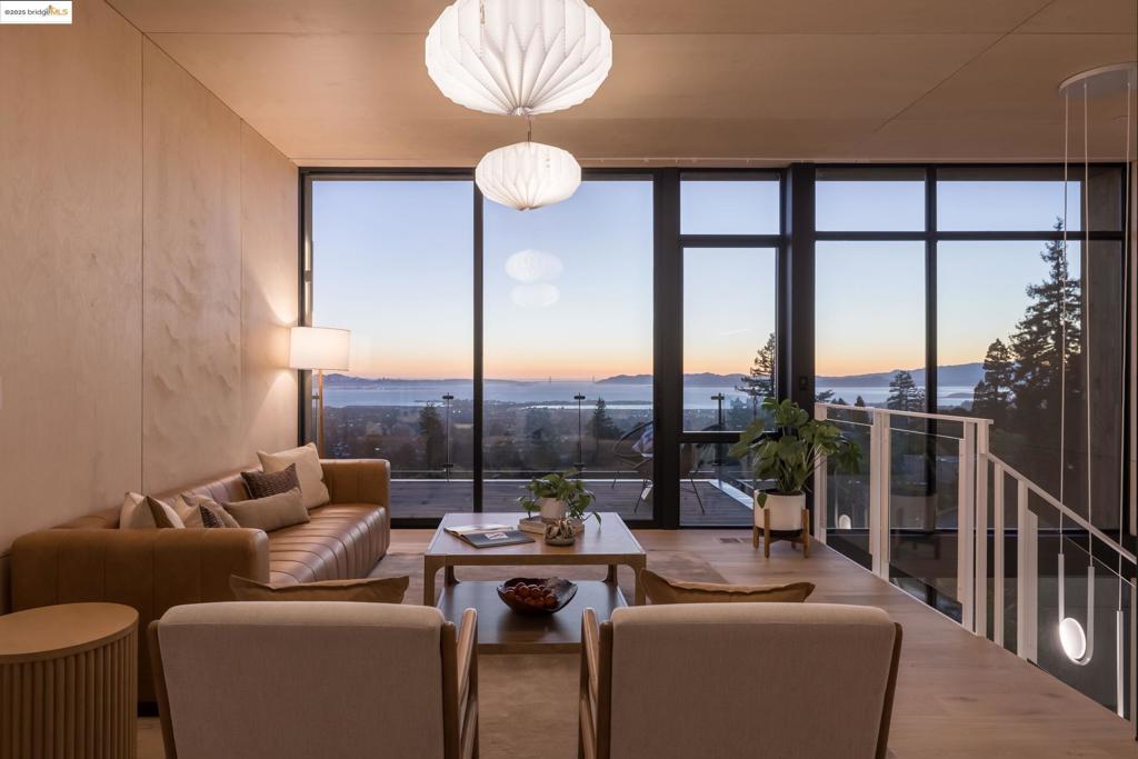 BERKELEY HILLS - Residential