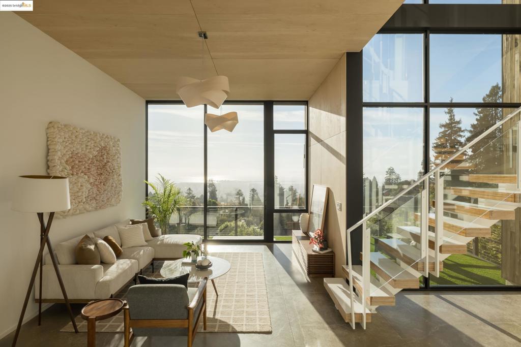 BERKELEY HILLS - Residential