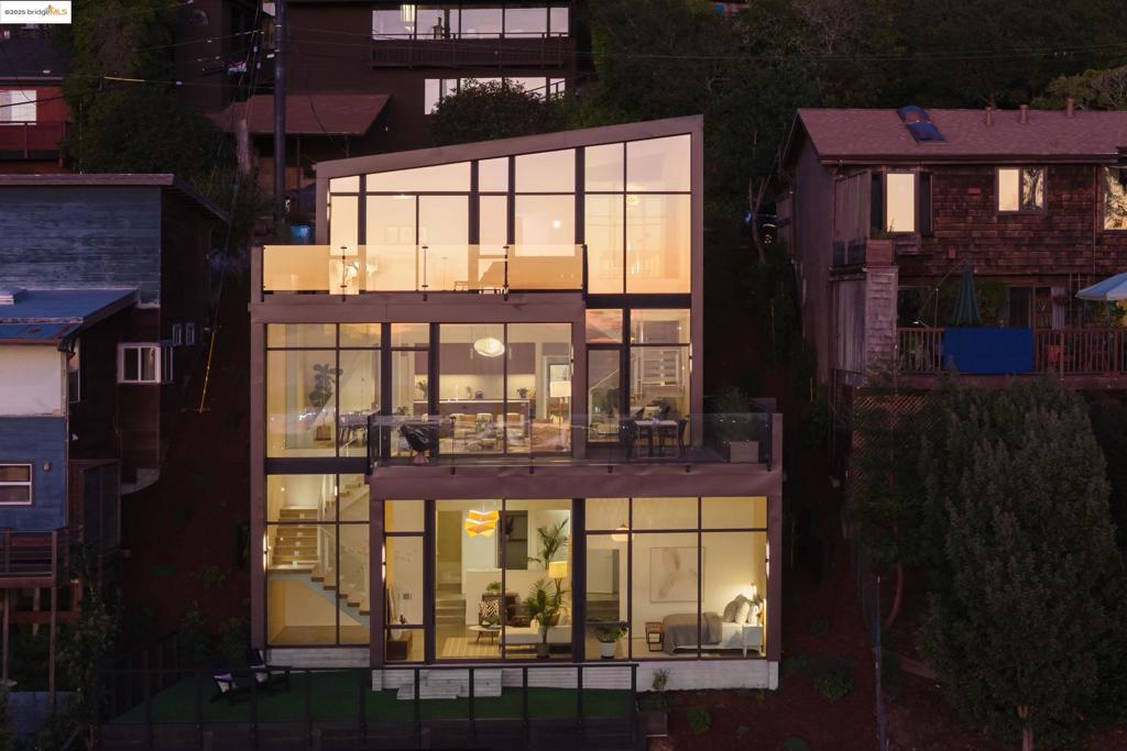 BERKELEY HILLS - Residential