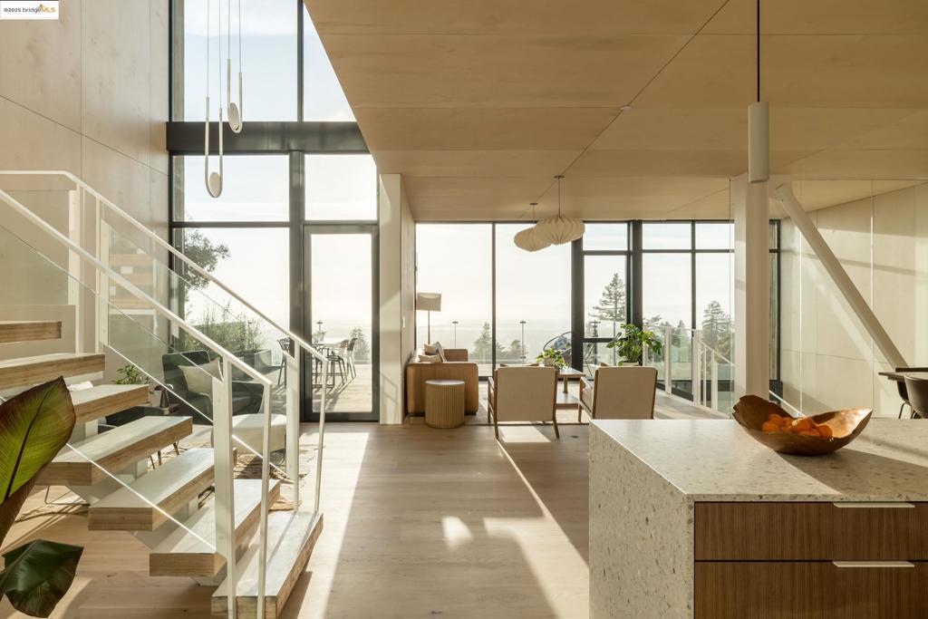 BERKELEY HILLS - Residential