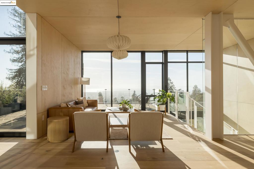 BERKELEY HILLS - Residential