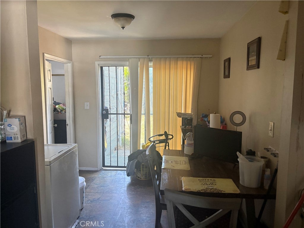 1258 E 126th