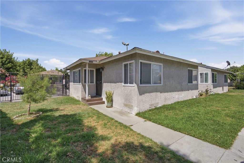 23500 Maribel AVE, Carson CA 90745