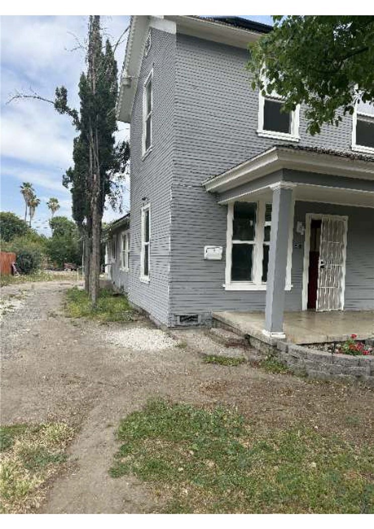 1421 Sepulveda Avenue