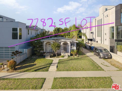 Photo of 2049 Purdue Avenue, Los Angeles, CA 90025 (MLS # 26997377)