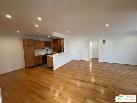 Photo of 1104 Masselin Avenue #01, Los Angeles, CA 90019 (MLS # 25593495PS) Photo of 1104 Masselin Avenue #01, Los Angeles, CA 90019 (MLS # 25593495PS)