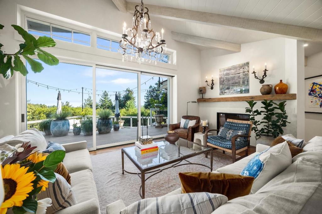 780 Lagunita Drive