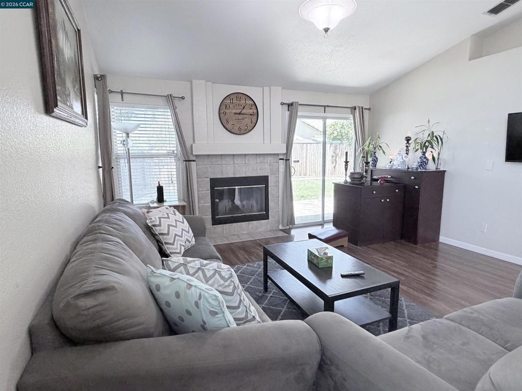 8551 Summer Knoll Way