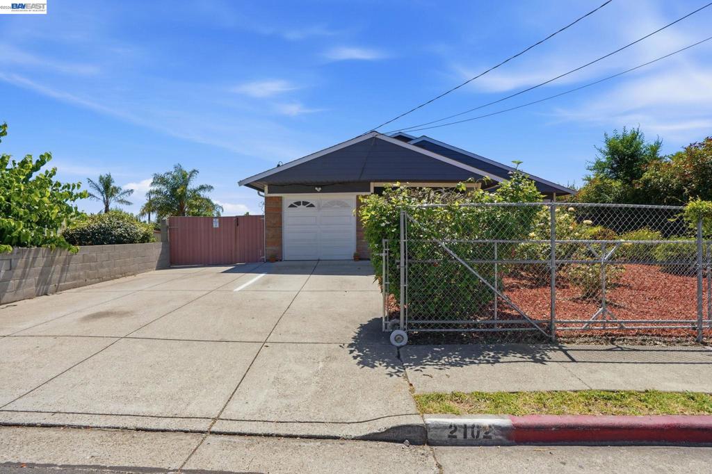 2102 Overhill Rd Rd, Concord CA 94520