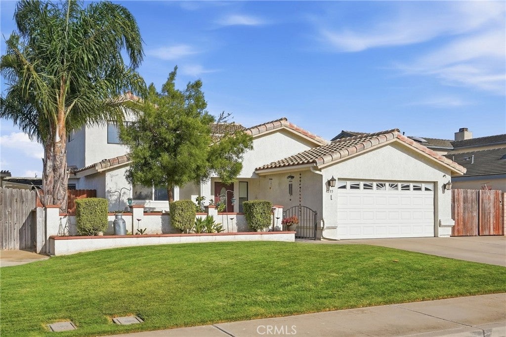 4895 Ruby Crest Court