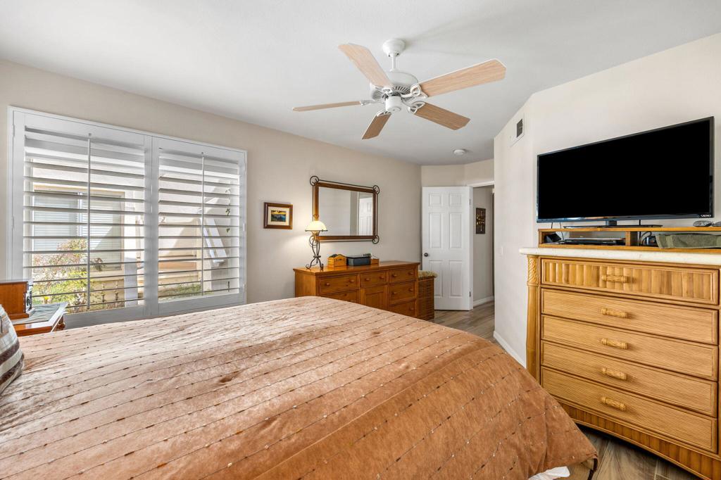 Palm Royale - Residential