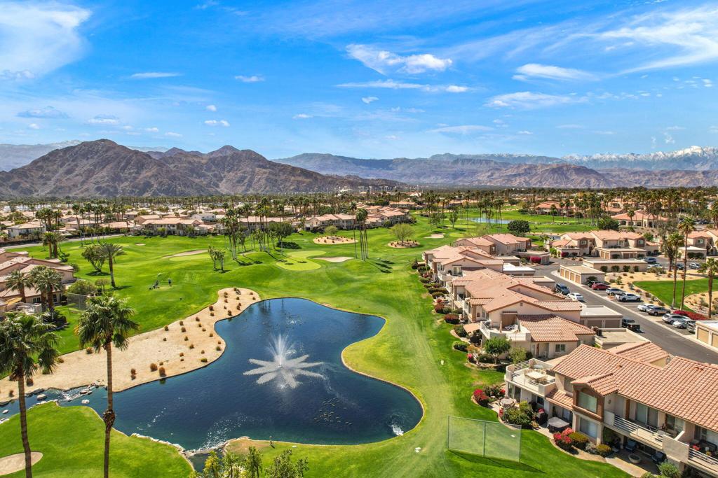 Palm Royale - Residential