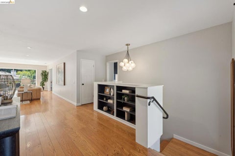 Tiny photo for 22 Littlewood Drive DR, Piedmont, CA 94611 (MLS # 41151572)