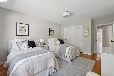 Tiny photo for 22 Littlewood Drive DR, Piedmont, CA 94611 (MLS # 41151572)