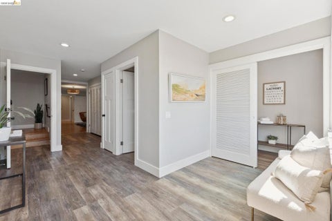 Tiny photo for 22 Littlewood Drive DR, Piedmont, CA 94611 (MLS # 41151572)