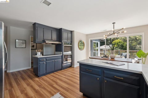 Tiny photo for 22 Littlewood Drive DR, Piedmont, CA 94611 (MLS # 41151572)