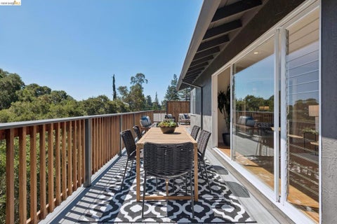 Tiny photo for 22 Littlewood Drive DR, Piedmont, CA 94611 (MLS # 41151572)