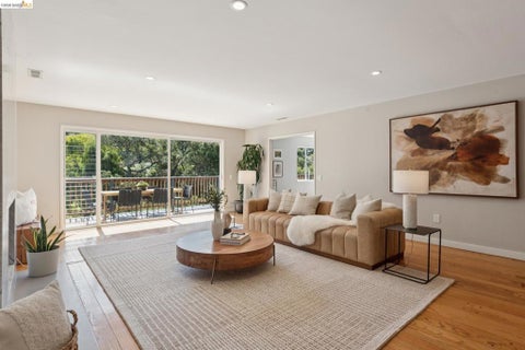 Tiny photo for 22 Littlewood Drive DR, Piedmont, CA 94611 (MLS # 41151572)