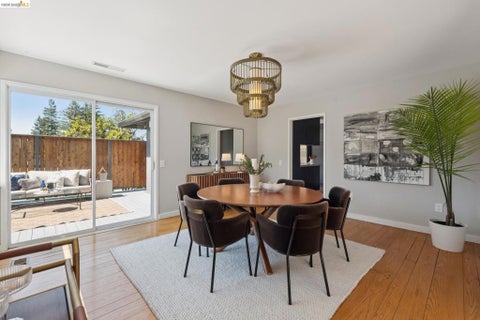 Tiny photo for 22 Littlewood Drive DR, Piedmont, CA 94611 (MLS # 41151572)