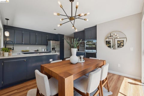 Tiny photo for 22 Littlewood Drive DR, Piedmont, CA 94611 (MLS # 41151572)
