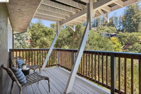 Tiny photo for 22 Littlewood Drive DR, Piedmont, CA 94611 (MLS # 41151572)