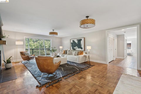 Tiny photo for 22 Littlewood Drive DR, Piedmont, CA 94611 (MLS # 41151572)