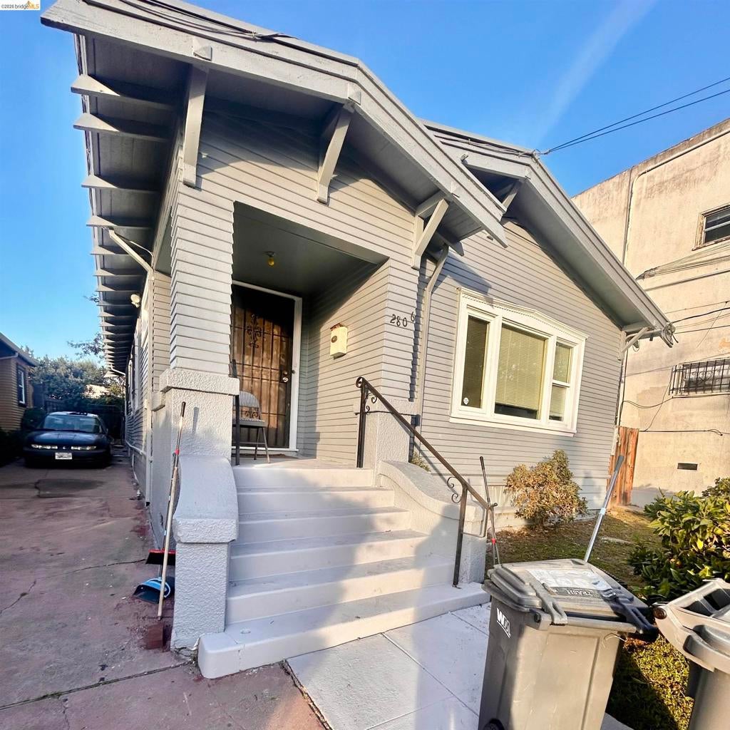 2806 Foothill Blvd BLVD, Oakland CA 94601