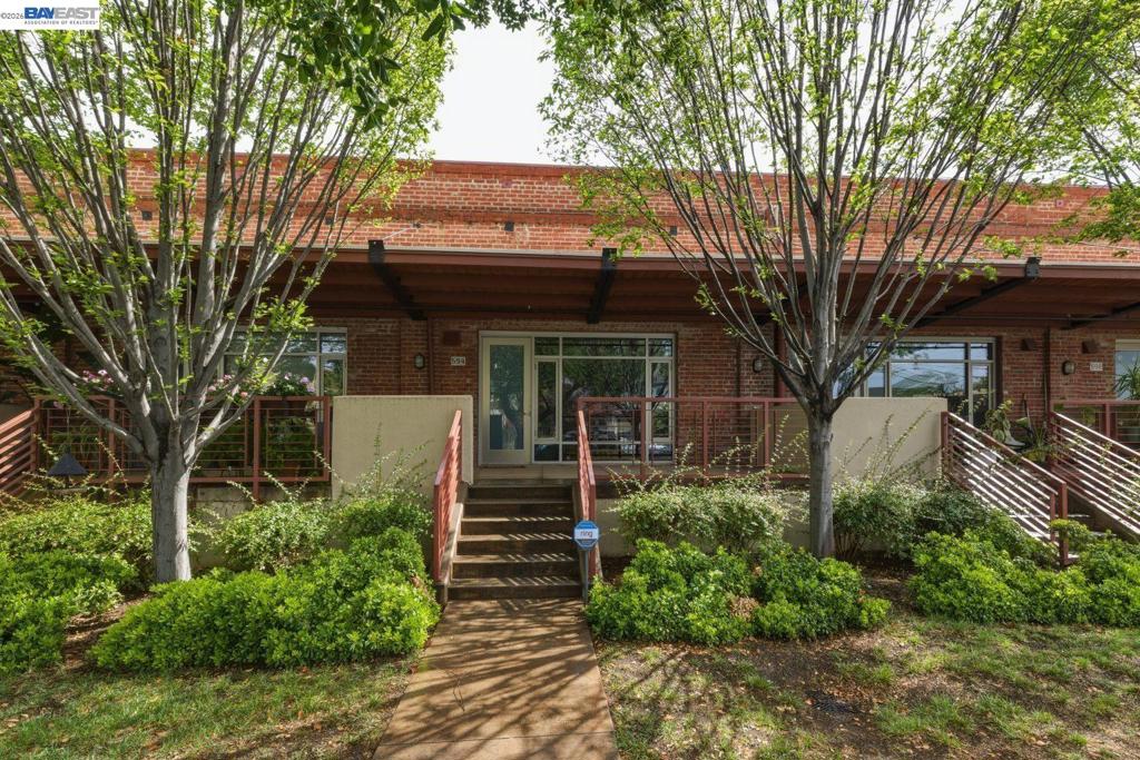 594 Manzana Pl Pl, San Jose CA 95112