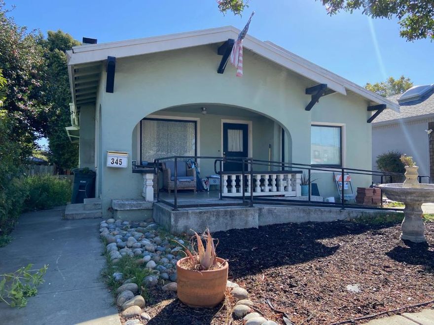 Charming 3-Bedroom Home with Commercial Zoning in the Heart of Hollister! Discover the possibilities with this 3-bedroom, 1.5-bath home situated on a spacious 7,000 sq.ft. lot. Built in 1925, this property exudes character and timeless charm while offering endless potential. Zoned for commercial use, its ideal for a unique buyerwhether youre looking to start or expand a business, invest, or purchase your first home. The generous backyard provides ample space to build a storage unit or shop. Located just steps from downtown Hollister, enjoy easy access to local restaurants, shops, parades, and community festivities. A rare opportunity with both residential comfort and commercial flexibilityall in a prime location!