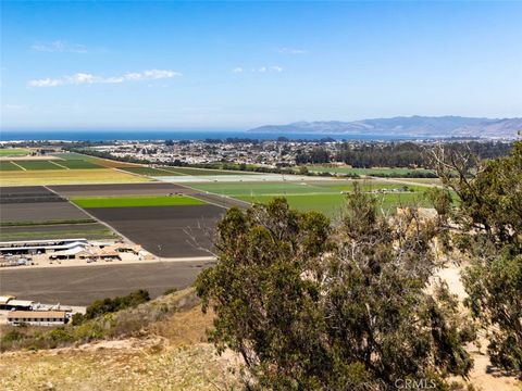 Tiny photo for 0 0 Castle Bluff Rd., Arroyo Grande, CA 93420 (MLS # SC25199240)