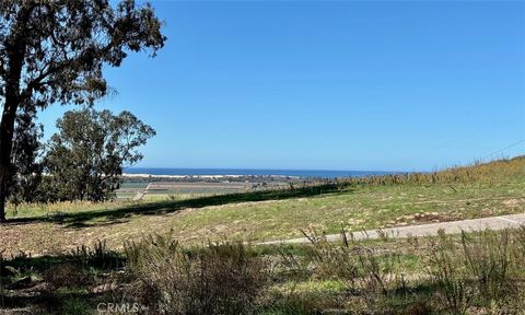 Tiny photo for 0 0 Castle Bluff Rd., Arroyo Grande, CA 93420 (MLS # SC25199240)