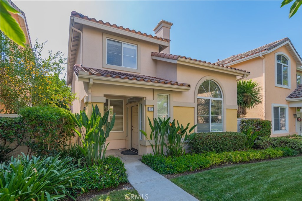 Popular 3 bedroom, 2.5 bathroom, detached single family home with a beautiful greenbelt view in a quiet inside tract location in West Park. High ceiling, upgraded with gourmet kitchen, tile & wood flooring, custom painting. Larger private side patio from the kitchen area. Direct access to 2-car garage. Refrigerator, washer & dryer included. Walking distance to award winning school, short distance to shopping center, Costco, Target, and entertainment. Easy access to both I 405 and I -5 Freeways.
