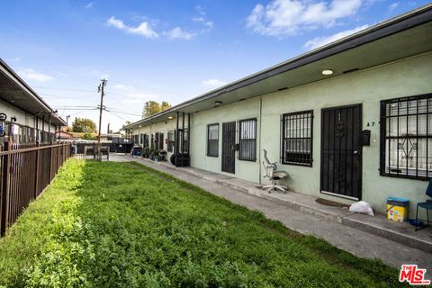 Photo of 15412 S Atlantic Avenue, Compton, CA 90221 (MLS # 26650167)